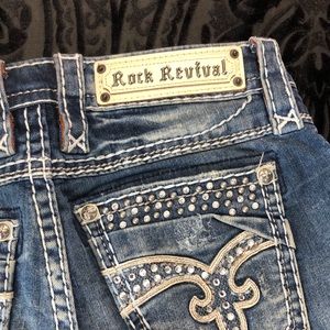 Rock Revival Jeans. Only worn 1 time. No longer fits. Very cute jeans. 🙂